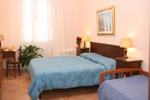Gaudi Guesthouse - Image 2