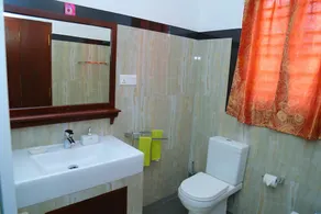 Aurora Hotel & Restaurant - Image 3