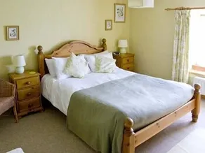 Bridle Cottage - Image 3