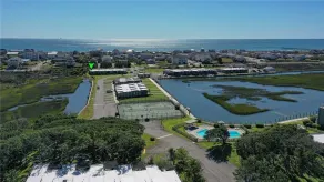 8 1/2 Marina Unit 1 - Image 5