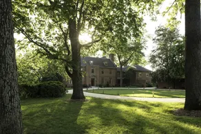 Great Oak Manor - Image 3