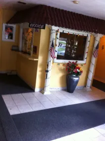 Regency Inn - Image 2