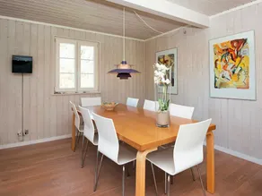Relaxed Holiday Home in Rømø Foreseeing Lush Garden - Image 2