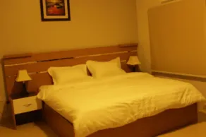 Al Fakhamah Al Masiyah Furnished Units - Image 4