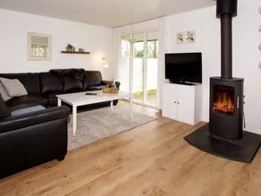 Quaint Holiday Home in Hemmet for Terrace - Image 2