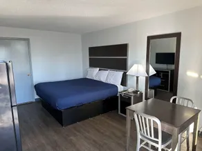 Home Lodge - Image 3