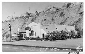 El Caminante Bar & Bungalows - Image 5