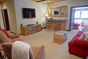 2095 Vermont Rd W - 5 Br Home - Image 2