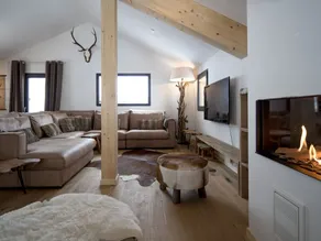 Wellness Chalet mit Au Ensprudelbad Schladming - Image 2