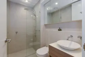 Boutique Stays - The Lincoln - Image 5