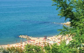 Stunning Apartment in Campofilone With Wifi and 2 Bedrooms - Image 3