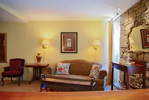 Commerce Street Brewery Hotel - Image 5