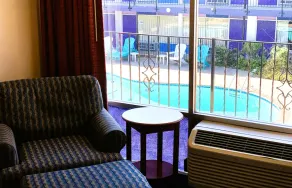 District Hotel Oklahoma City, I-44 By OYO - Image 5
