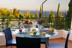 Felix Residence - Image 3