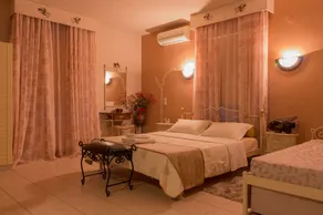 Akrolimnion Hotel - Image 3