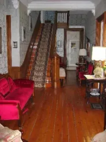 Florentine Manor Heritage B&B - Image 2