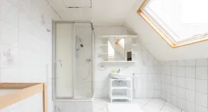 Splendid Townhome in Gare - Image 5