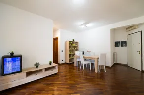 Domus BB Plaza Guest House - Image 2
