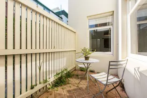 Apartment2c Moonstruck - Image 5
