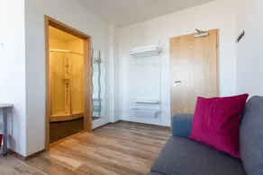 Route 1 Guesthouse - Image 2
