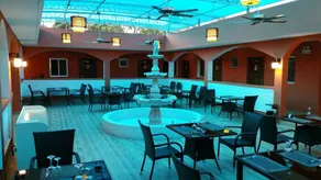 Hotel Des Jardins - Image 2