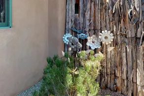 Casa Nona - Pristine Home in the Railyard District, Walk to The Plaza - Image 3