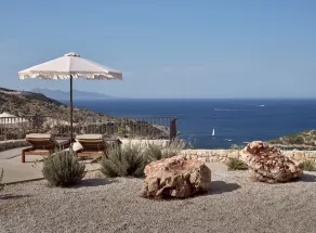 Rebek Luxury Villas & Suites - Image 5