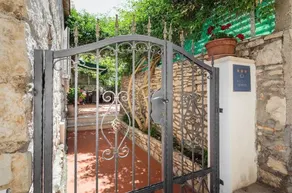 House Gita - Image 3