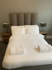 Hotel 17 - Image 3