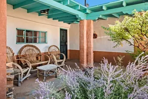 3 Bedroom 5 Min Walk to Plaza- Amor - Image 4