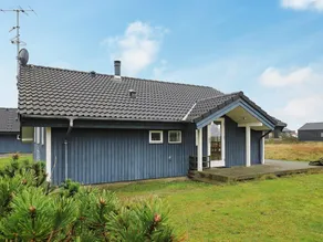 Secluded Holiday Home in Ringkøbing With Terrace - Image 4
