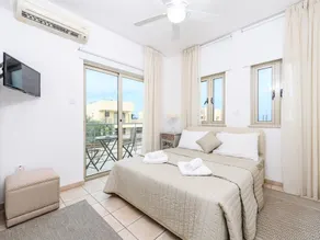 Sunrise Bay Villa #2 - Image 4