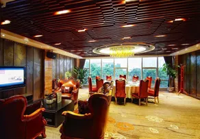 St.Helen Shenzhen Bauhinia Hotel - Image 5
