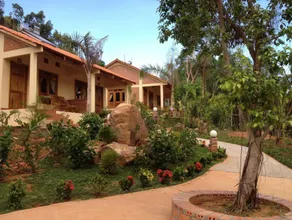 Thuyhouse Resort - Image 3