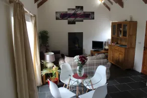 Anfodd Countryside Retreats - Image 2