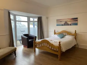 Hotel Sea Breeze - Image 5