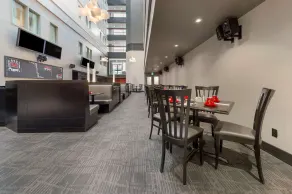 Best Western Plus City Centre/Centre-Ville - Image 4