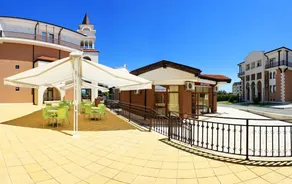 The Sunrise Club - Image 5