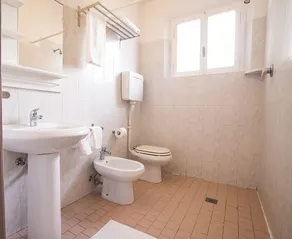 Hotel 21 - Image 2