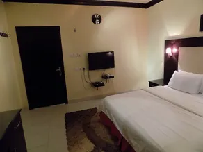 Al Yamama Palace - Rawabi Branch 4 - Image 2