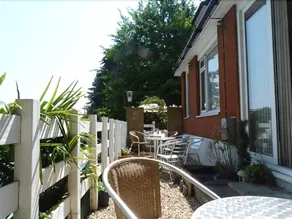 Oaklands House - Image 4