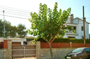 4 bedrooms appartement with private pool enclosed garden and wifi at Canyelles 6 km away from the be - Image 5