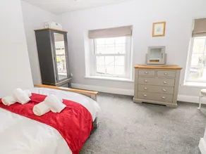 Chapel Mews Cottage - Image 2