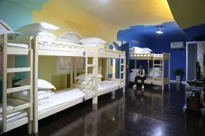 Village Utopia Backpackers Hostel - Image 5