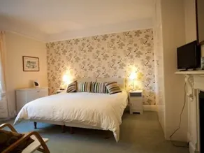 The Estate House - Image 5