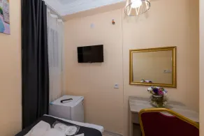 Golden Flower Hotel - Image 2