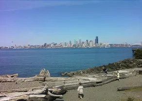 Alki Beach House Home - Image 3