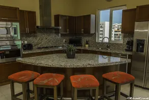 V399 Luxury Penthouse - Image 5