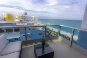 Suite Life Miami At The Monte Carlo - Image 5
