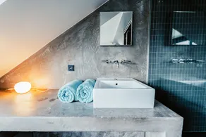 Modern 1BR Apt w Jacuzzi Bathtub & Balcony - Parc Merl - Image 4
